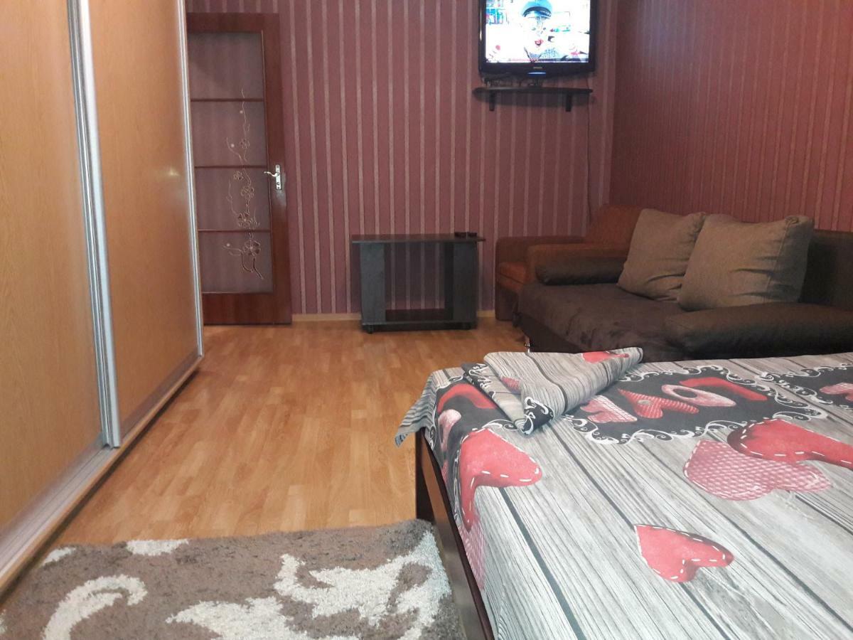 Apartment in the city center Chernihiv Exterior foto